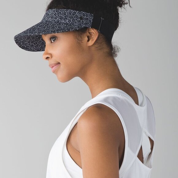 Lululemon Fast Paced Run Visor Freckle Flower - black and white - Picture 1 of 7
